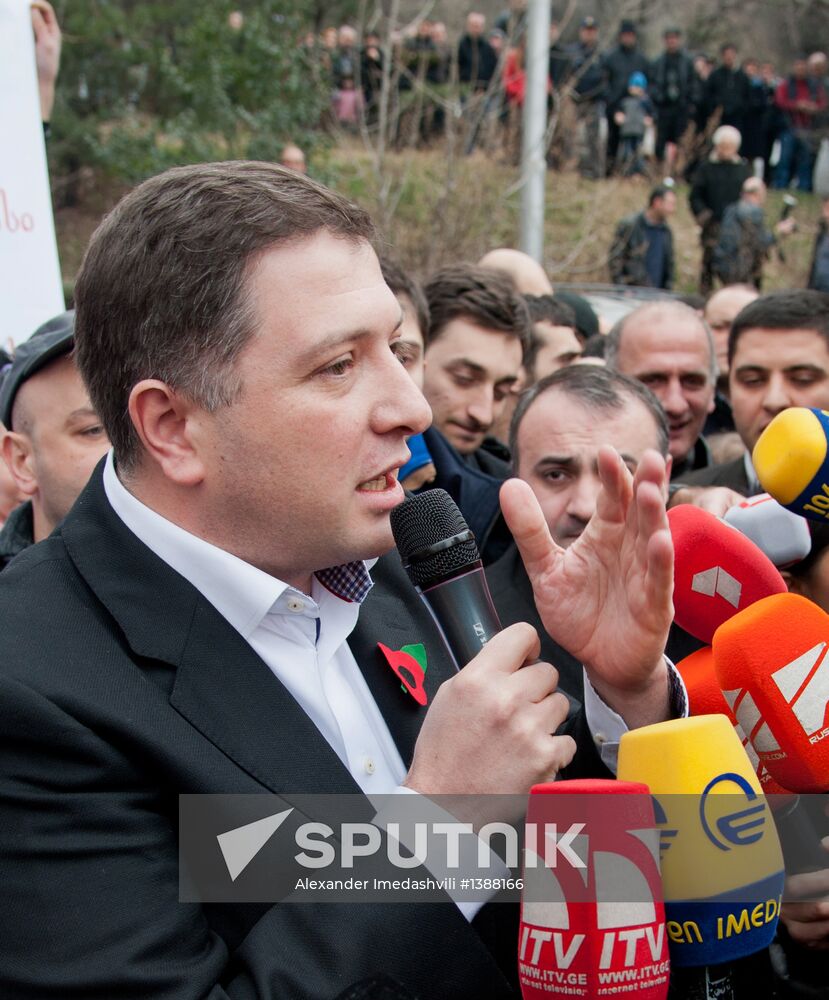 Tbilisi Mayor Georgi Ugulava is charged with embezzlement