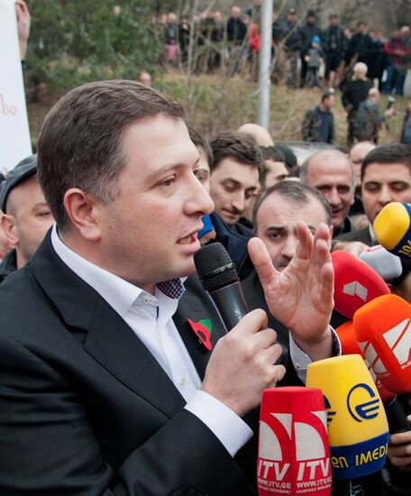 Tbilisi Mayor Georgi Ugulava is charged with embezzlement