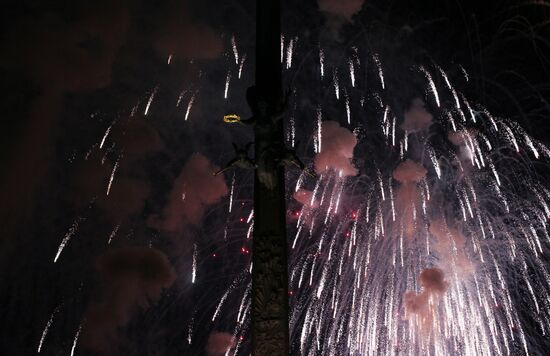 Fireworks display to mark Fatherland Defender's Day