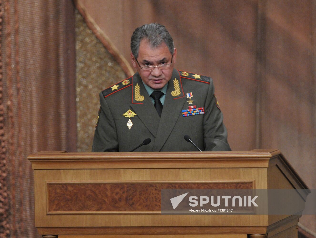 Vladimir Putin during Defense Ministry's board meeting