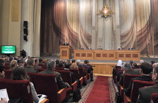 Vladimir Putin during Defense Ministry's board meeting