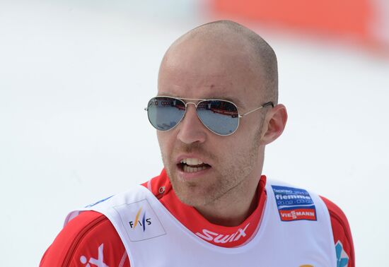 FIS Nordic World Ski Championships. Men's individual race