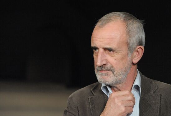 Rehearsal of play "Playing...Schiller"