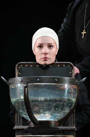 Rehearsal of play "Playing...Schiller"