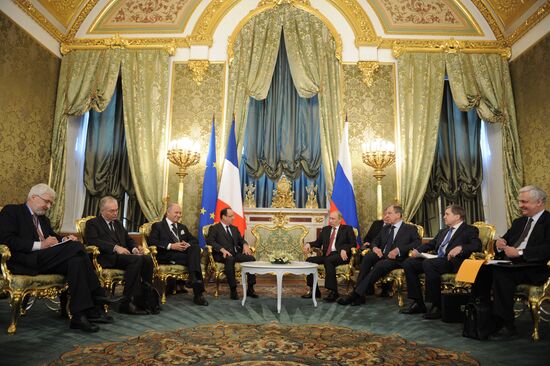 Vladimir Putin meets with Francois Hollande in the Kremlin