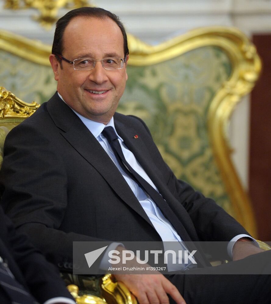 Vladimir Putin meets with Francois Hollande in the Kremlin