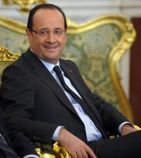 Vladimir Putin meets with Francois Hollande in the Kremlin