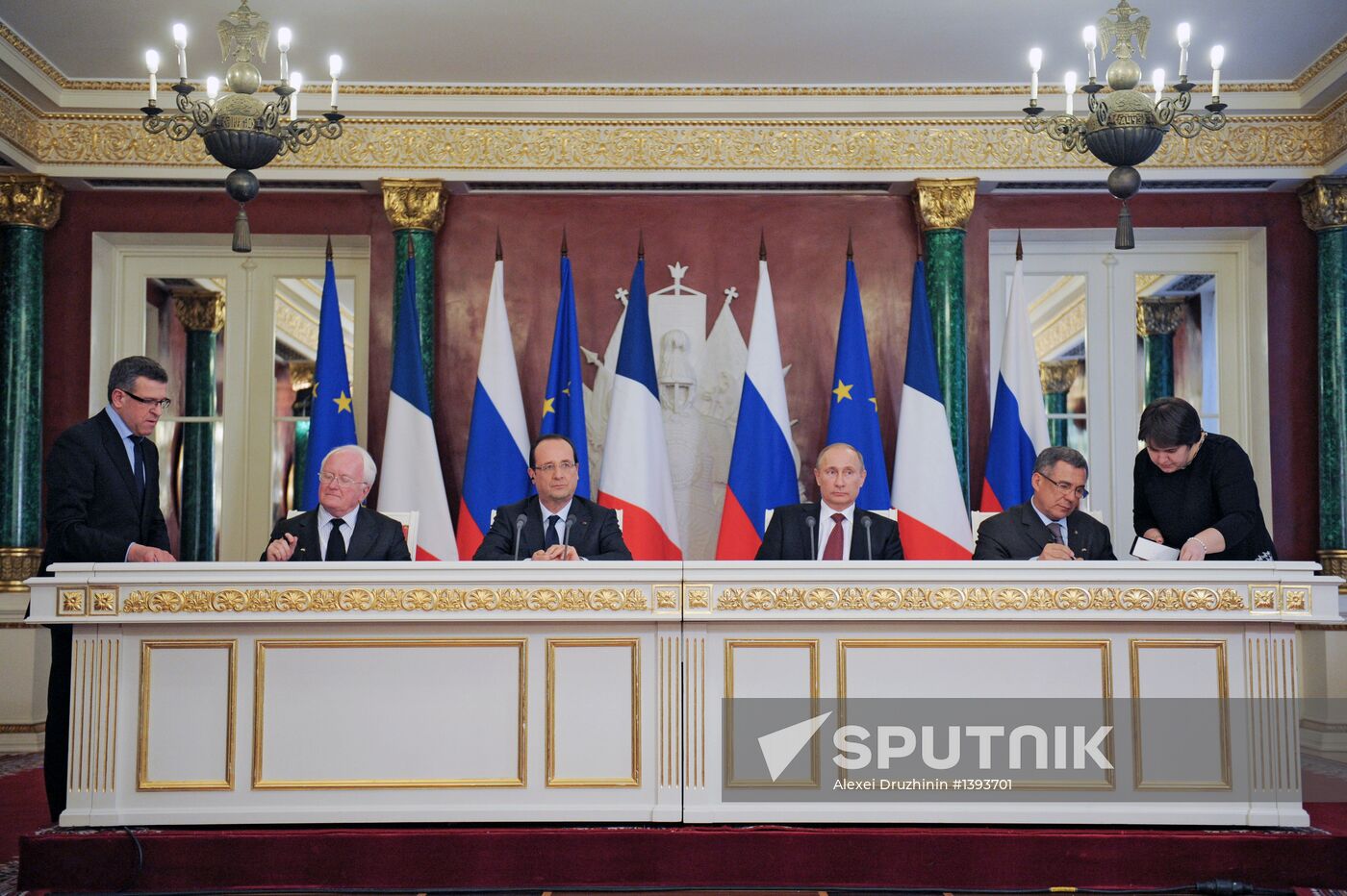 Vladimir Putin meets with Francois Hollande in the Kremlin