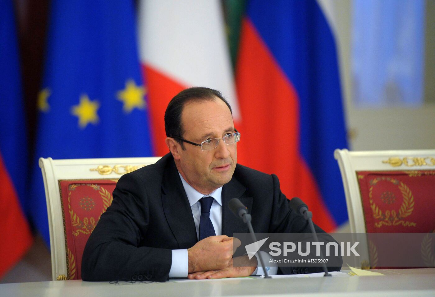 Vladimir Putin meets with Francois Hollande in the Kremlin