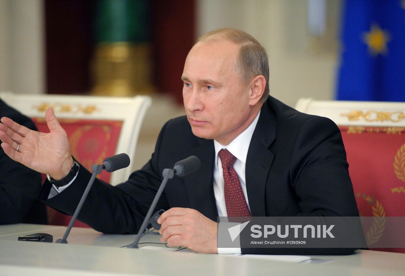 Vladimir Putin meets with Francois Hollande in the Kremlin