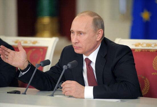 Vladimir Putin meets with Francois Hollande in the Kremlin