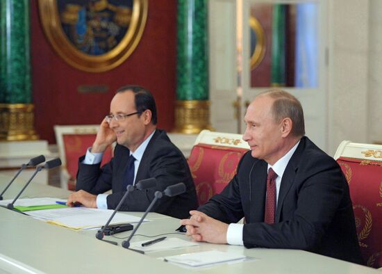Vladimir Putin meets with Francois Hollande in the Kremlin
