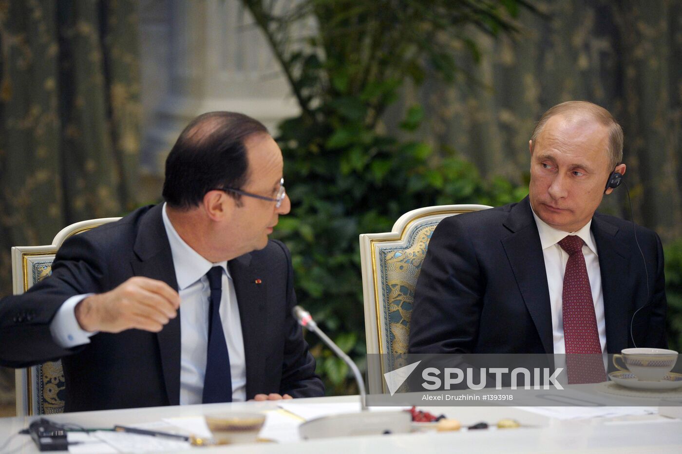 Vladimir Putin meets with Francois Hollande in the Kremlin