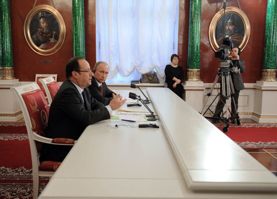 Vladimir Putin meets with Francois Hollande in the Kremlin