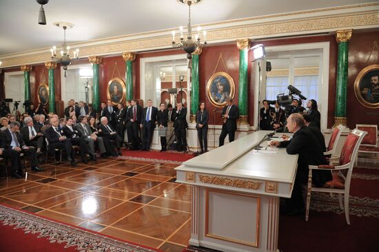 Vladimir Putin meets with Francois Hollande in the Kremlin