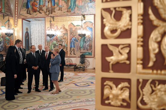 Vladimir Putin meets with Francois Hollande in the Kremlin