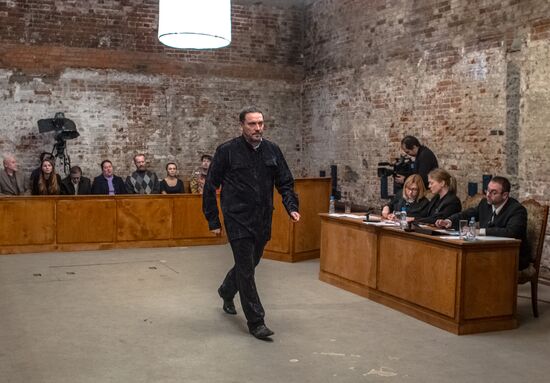 Stage play about the Pussy Riot case halted by FMS agents