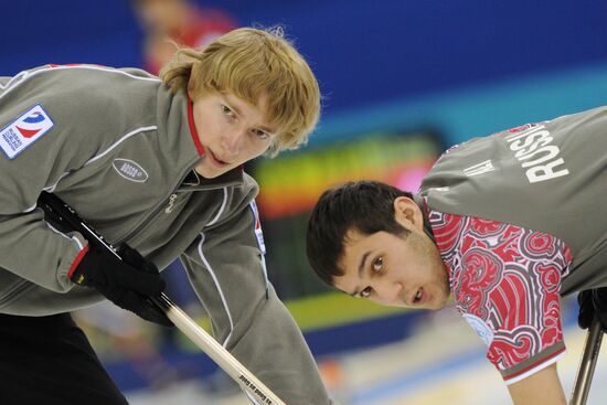 Curling. World Junior Championships. Day Five