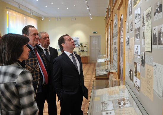 Dmitry Medvedev visits North Western Federal District