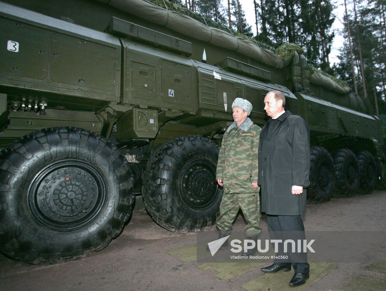 SERGEI IVANOV, VLADIMIR PUTIN