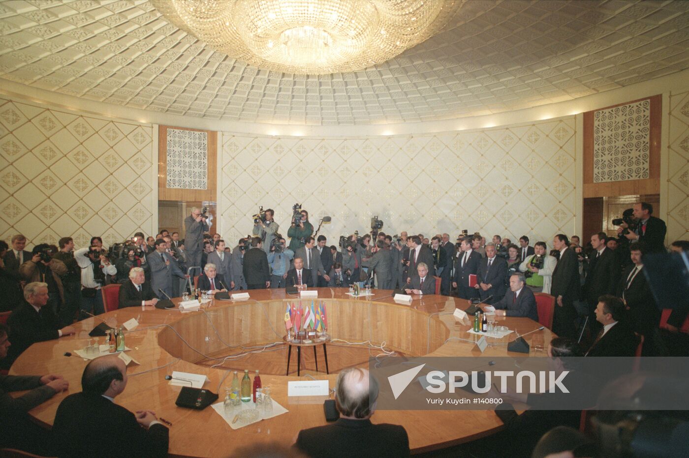 FORMER SOVIET REPUBLICS HEADS ESTABLISHMENT CIS PROTOCOL