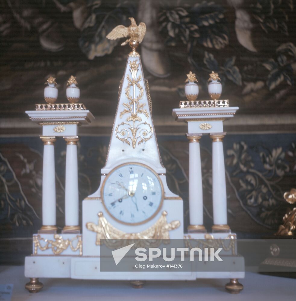 CLOCK WESTERN EUROPE HERMITAGE MUSEUM EXHIBITION