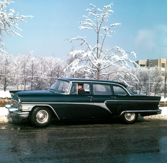 "CHAIKA" AUTOMOBILE