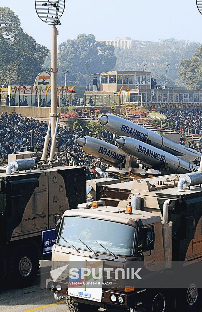 MILITARY PARADE IN INDIA 