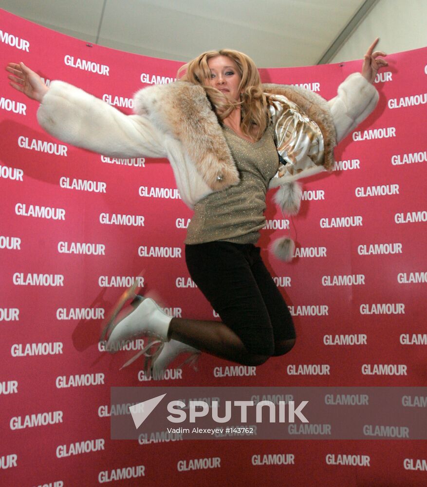 GLAMOUR SATURDAY