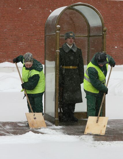 SNOW CLEANING MOSCOW