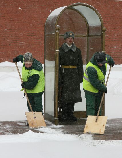 SNOW CLEANING MOSCOW