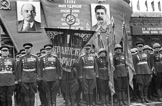 WWII VICTORY PARADE UKRAINIAN FRONT MARSHAL KONEV