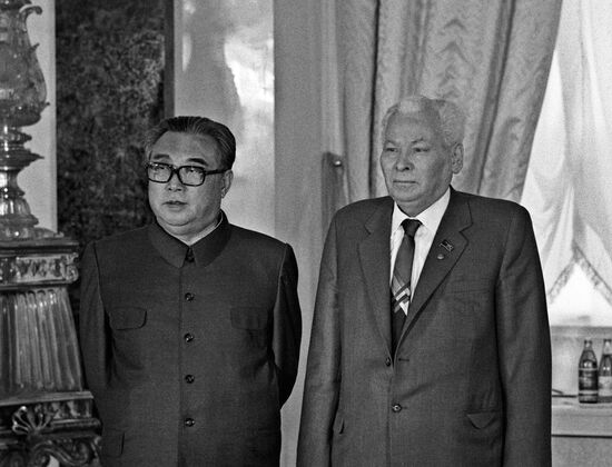 CHERNENKO KIM IL SUNG MEETING KREMLIN