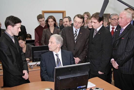 BORIS GRYZLOV TOMSK VISIT