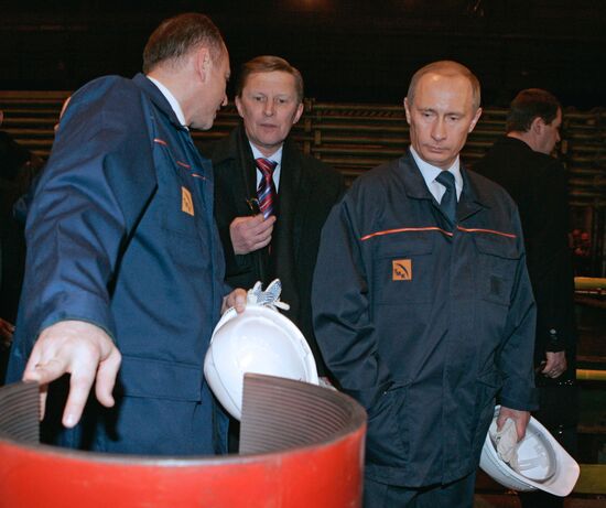 VLADIMIR PUTIN VOLGOGRAD