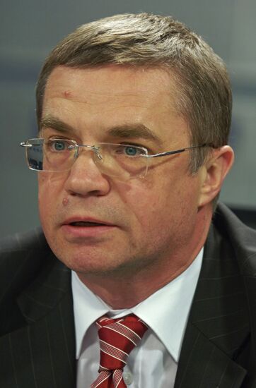 ALEXANDER MEDVEDEV