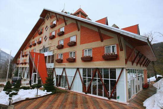 RADISSON LASURNAYA PEAK HOTEL