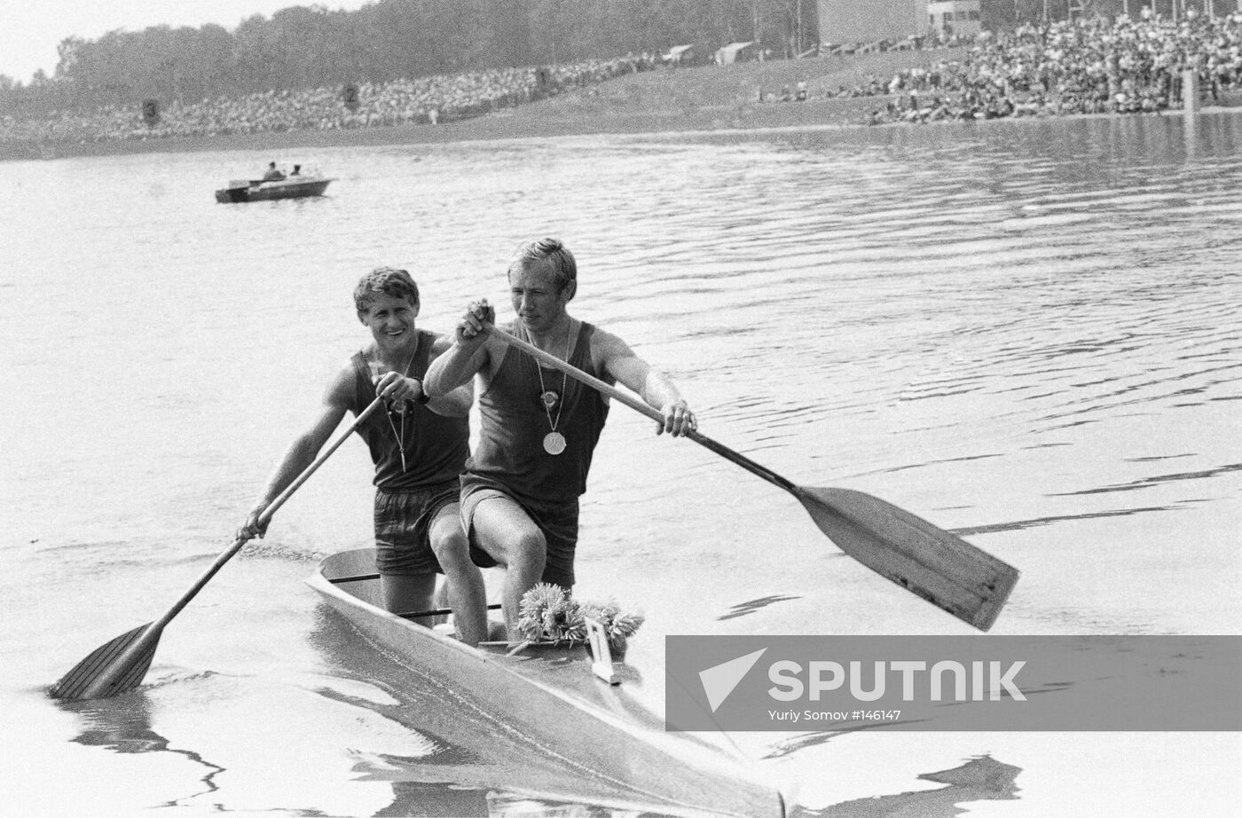 MUNICH OLYMPICS CANOE RACING CESIUNAS LOBANOV