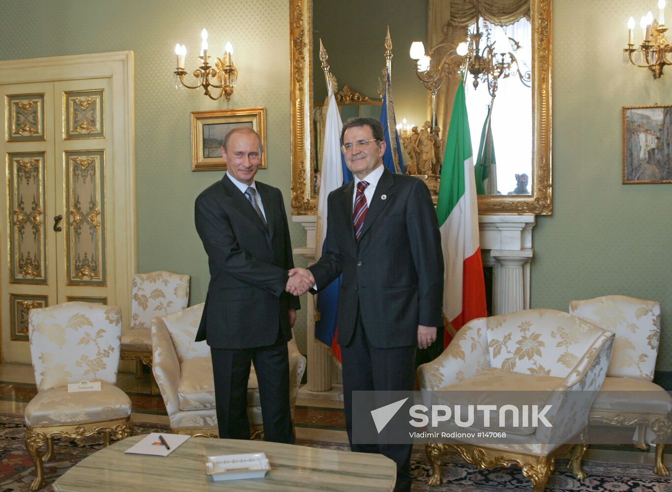 VLADIMIR PUTIN ITALY 