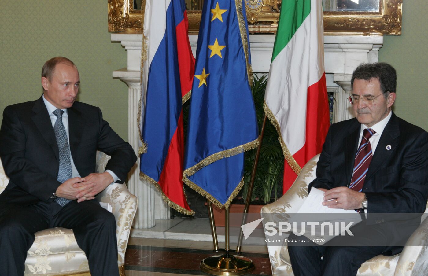 VLADIMIR PUTIN ITALY