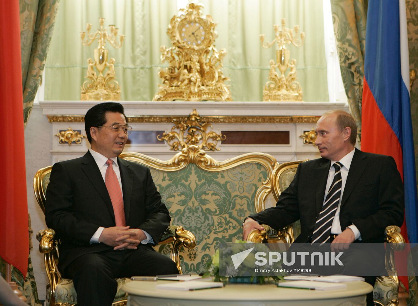 VLADIMIR PUTIN HU JINTAO