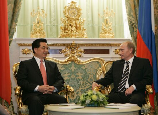 VLADIMIR PUTIN HU JINTAO