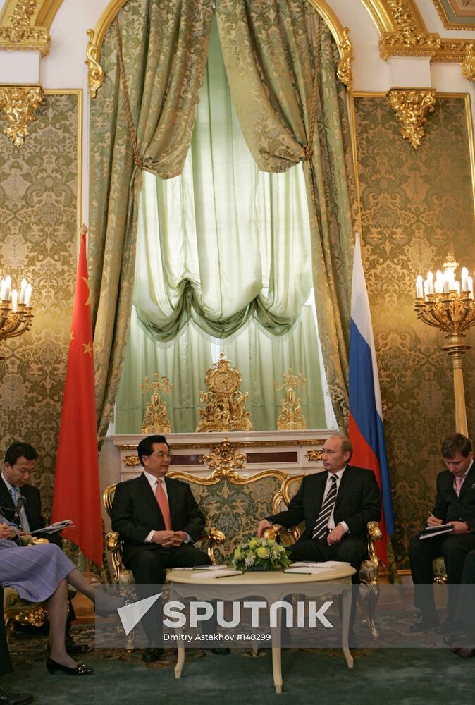 VLADIMIR PUTIN HU JINTAO