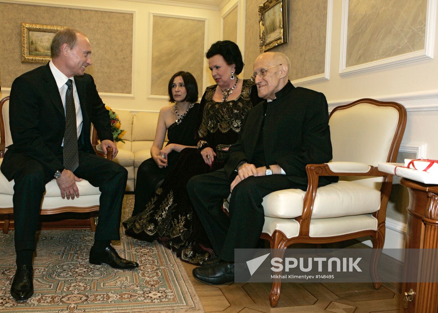 VLADIMIR PUTIN MSTISLAV ROSTROPOVICH GALINA VISHNEVSKAYA
