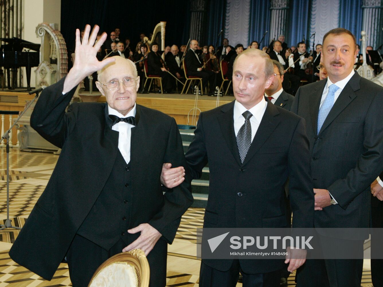 MSTISLAV ROSTROPOVICH VLADIMIR PUTIN ILKHAM ALIEV