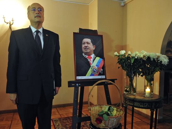 Mourning at Venezuelan Embassy in Moscow