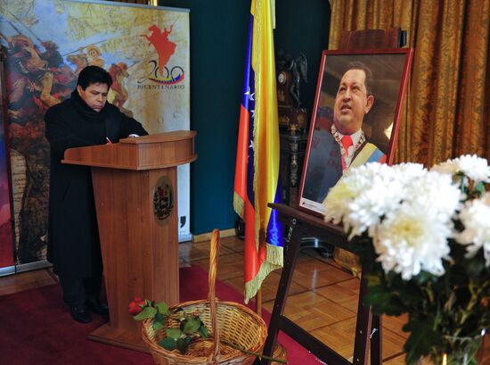 Mourning at Venezuelan Embassy in Moscow