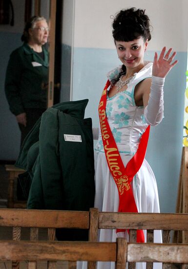 Beauty pageant at Penal Colony No. 10 in Primorye Territory