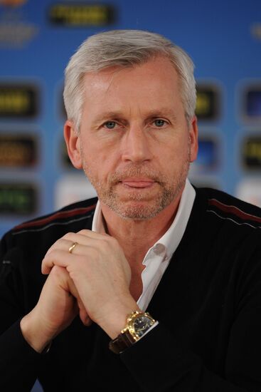 FC Newcastle United holds training session