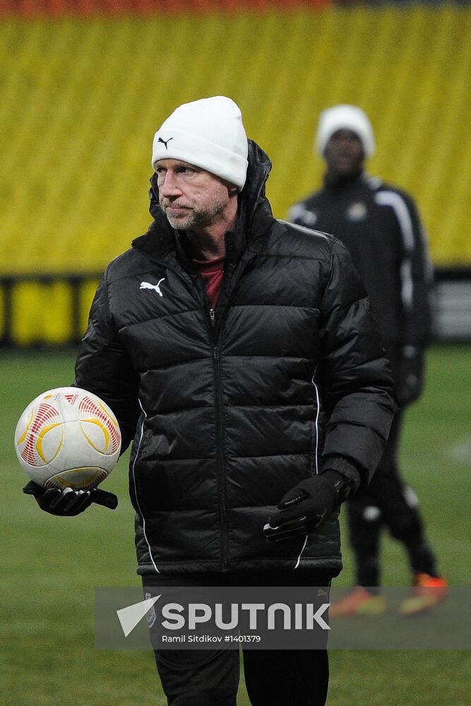 FC Newcastle United holds training session